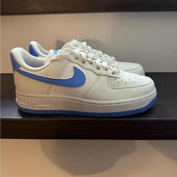 Nike Shoes - Women’s Nike Air Force 1